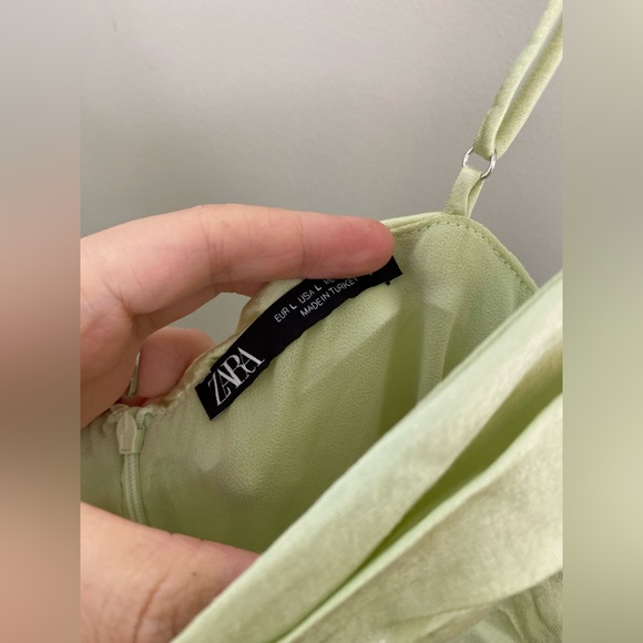 Zara Lime green Satin ruched dress size L - Picture 12 of 13